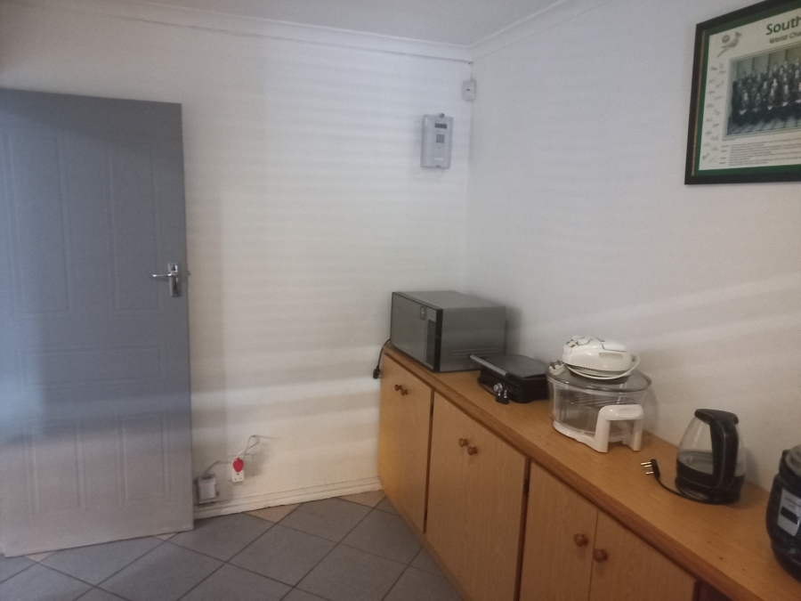 4 Bedroom Property for Sale in Westridge Western Cape